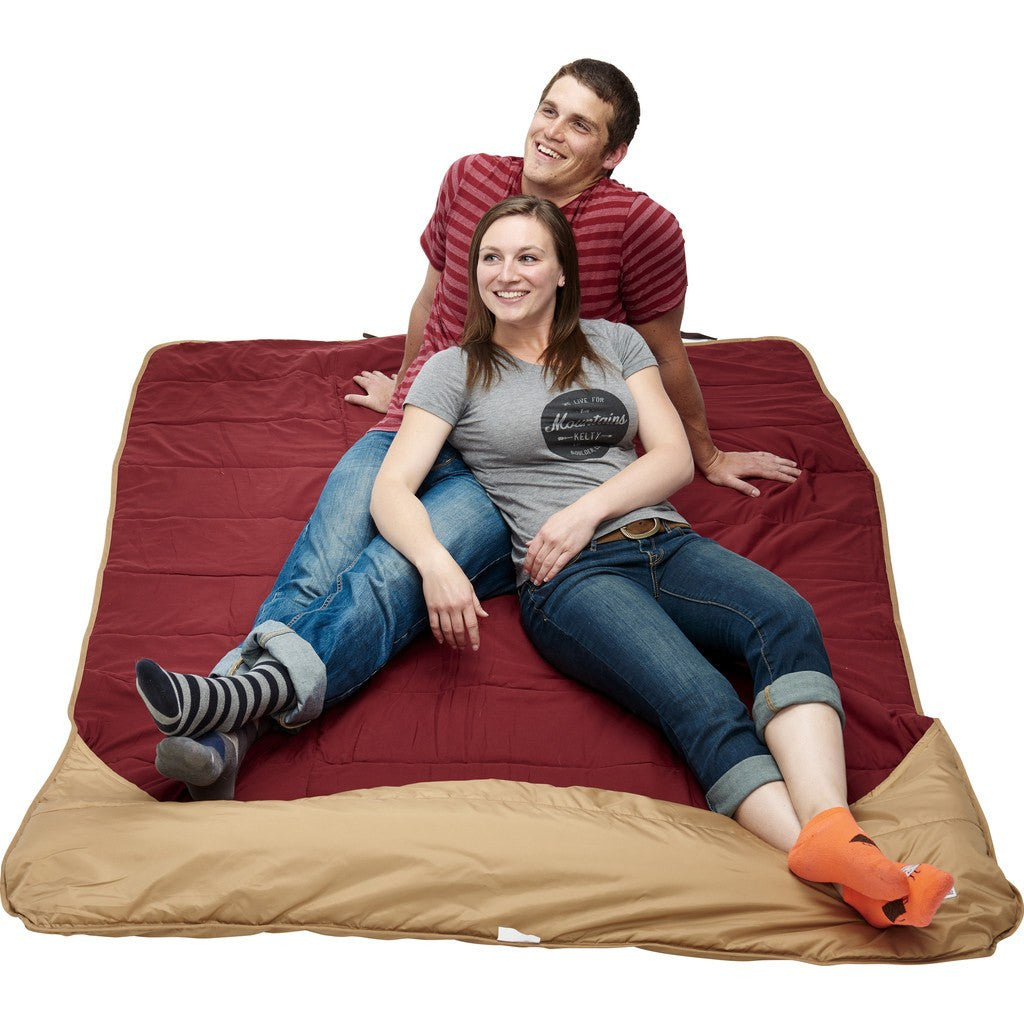 Kelty Shindig Blanket | Canyon Brown/Garnet Red/Lava