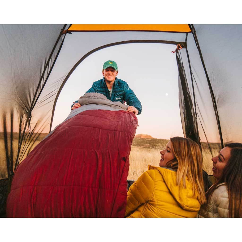 Kelty Cosmic Synthetic 20°F Sleeping Bag